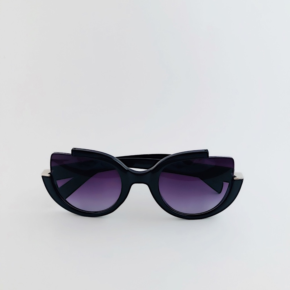 Brand new naughty kitty sunglasses